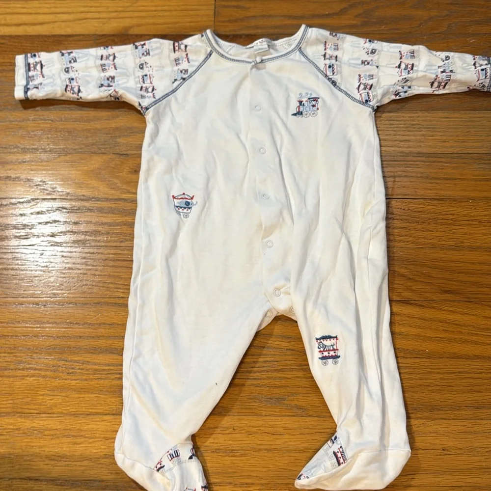 Kissy Kissy 9 month boy bundle - Picture 9 of 11